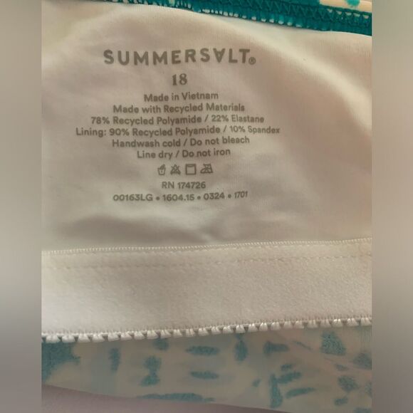 L.L. Bean x Summersalt NEW Seascape Sweetheart One Piece Swimsuit Blue Batik - Picture 6 of 8